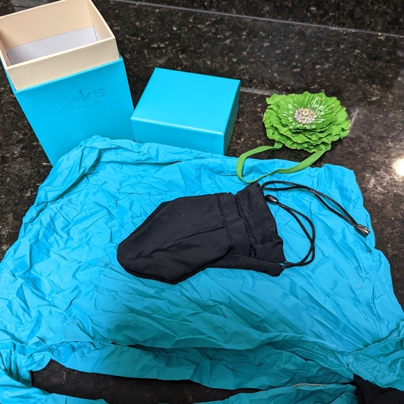 Tieks box - Picture 1 of 2